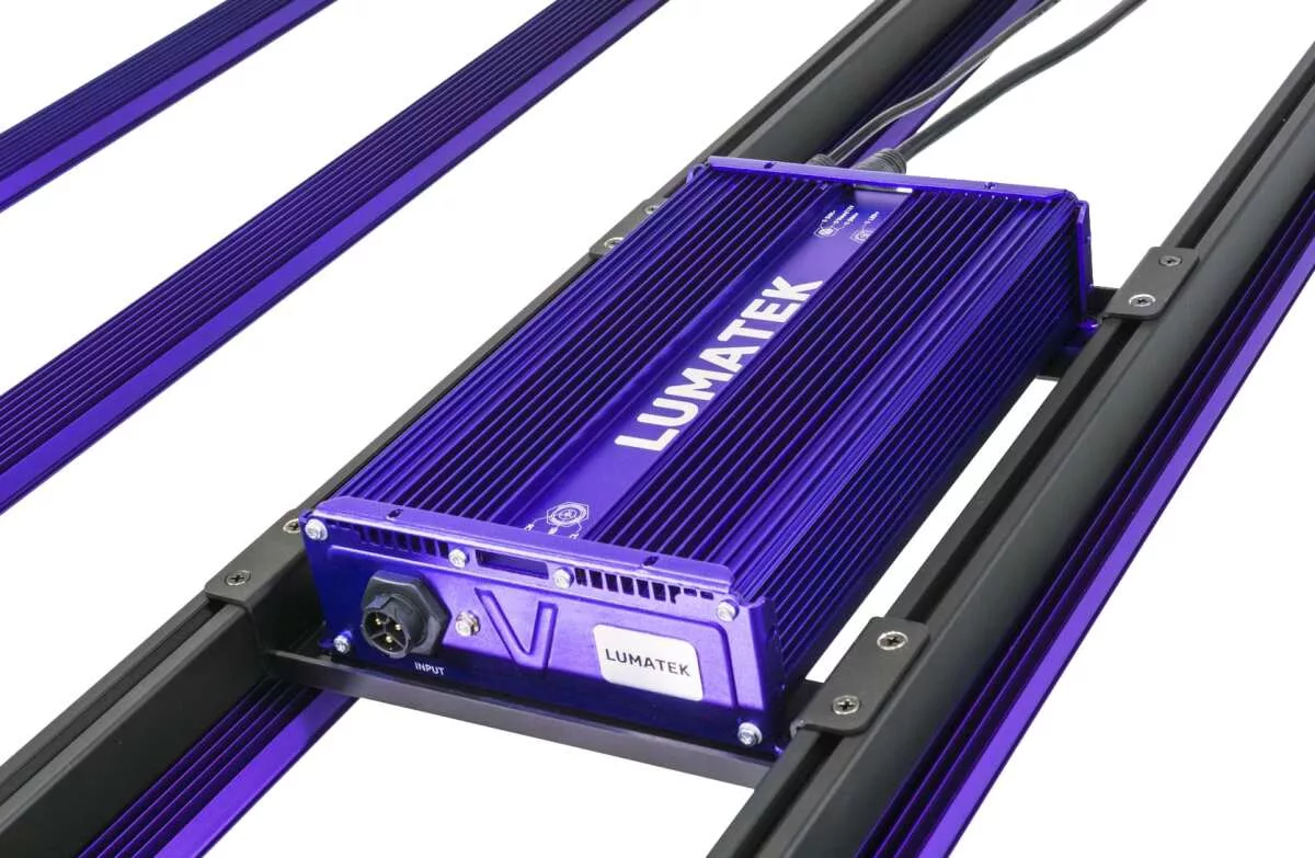 Sistema LED Zeus 600 W pro 3.1 - Imagen 3