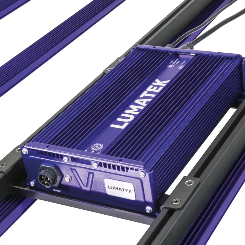 LED Zeus 600 W PRO 3.1 de seis barras y driver remoto - Lumatek — vista 3